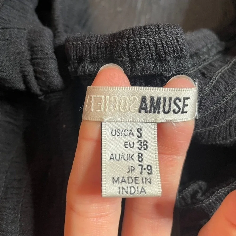 AMUSE Society‎ Black Off Shoulder Smocked Romper Puff Sleeve Casual Size S